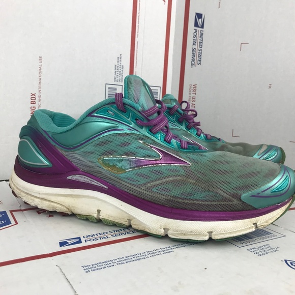 brooks womens size 11